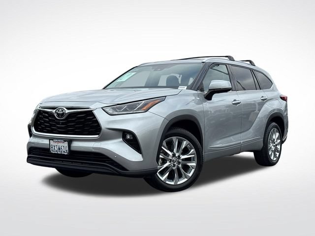 Certified 2021 Toyota Highlander Limited FWD image 2