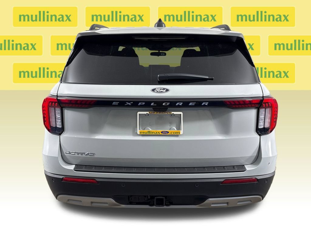 New 2027 Ford Explorer Active w/ Active Comfort Package RWD image 9