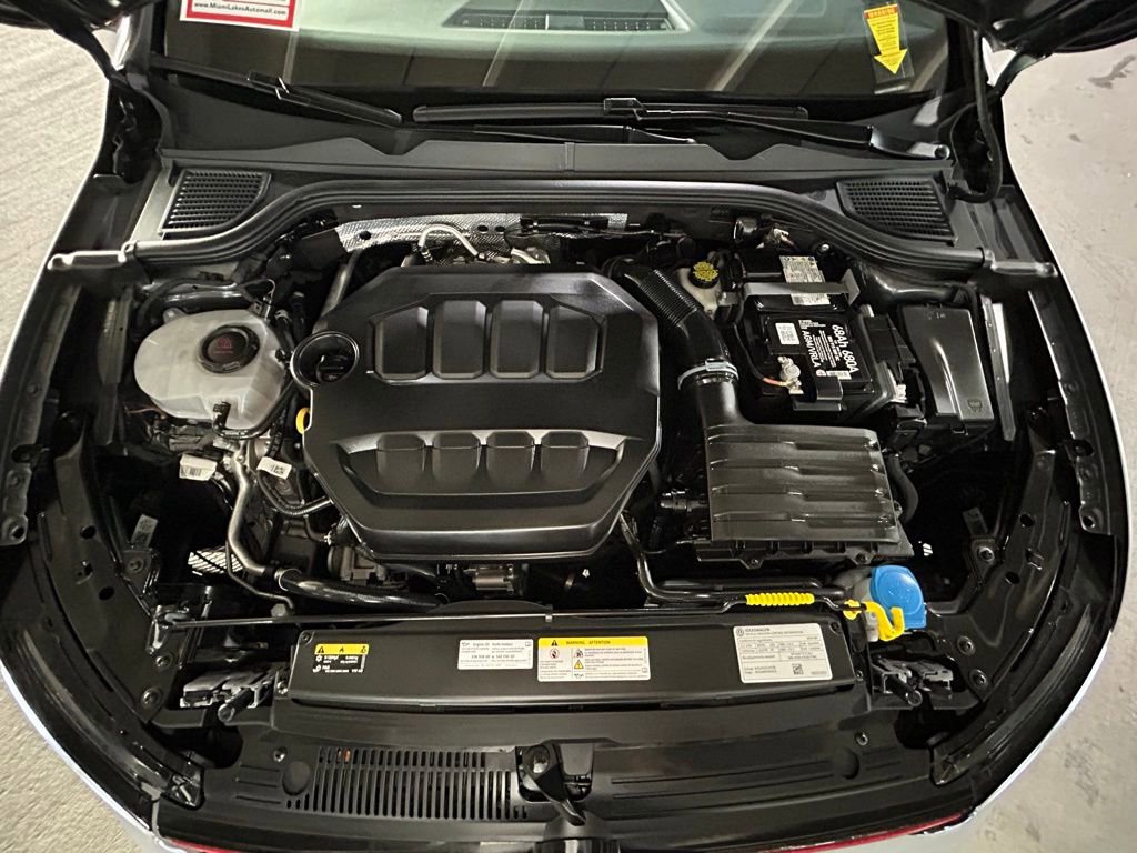 Used 2024 Volkswagen GTI SE image 30