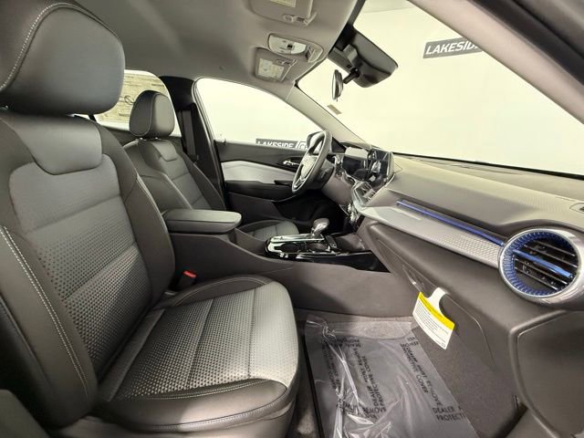 New 2025 Chevrolet Trax LT FWD image 15