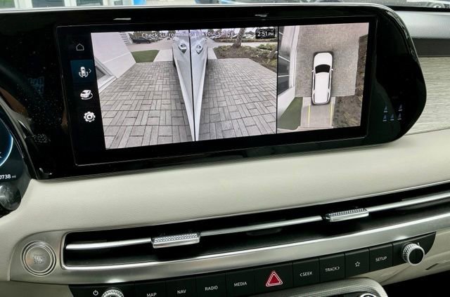 Used 2023 Hyundai Palisade Calligraphy w/ Winter Package image 42