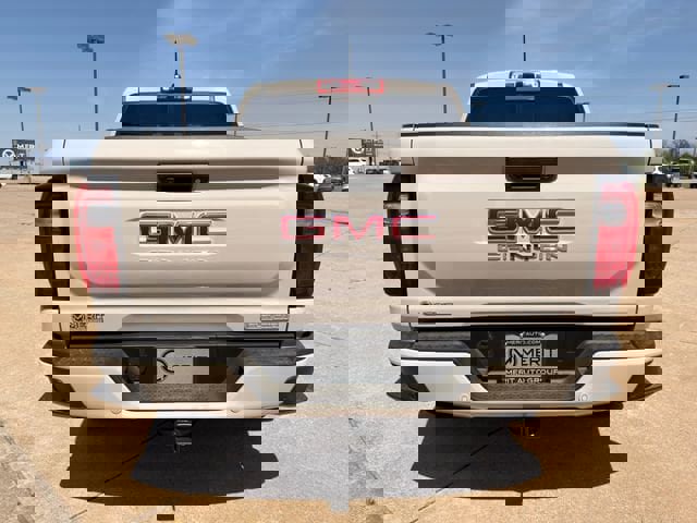 New 2026 GMC Canyon Elevation w/ Convenience Package RWD image 17