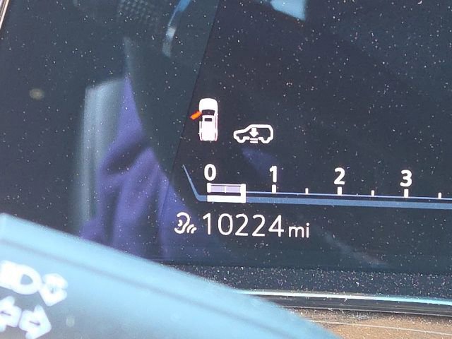 Certified 2023 Cadillac Escalade ESV Premium Luxury Platinum image 14