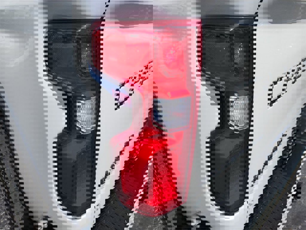 Used 2020 Chevrolet Silverado 2500 High Country w/ Z71 Off-Road Package image 7