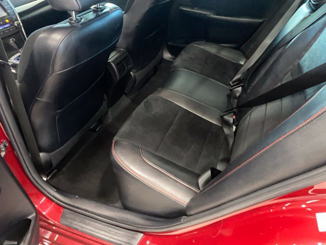 Used 2016 Toyota Camry XSE FWD image 30