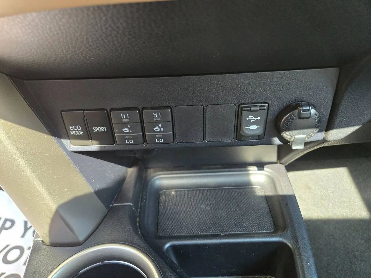 Used 2015 Toyota RAV4 Limited image 20