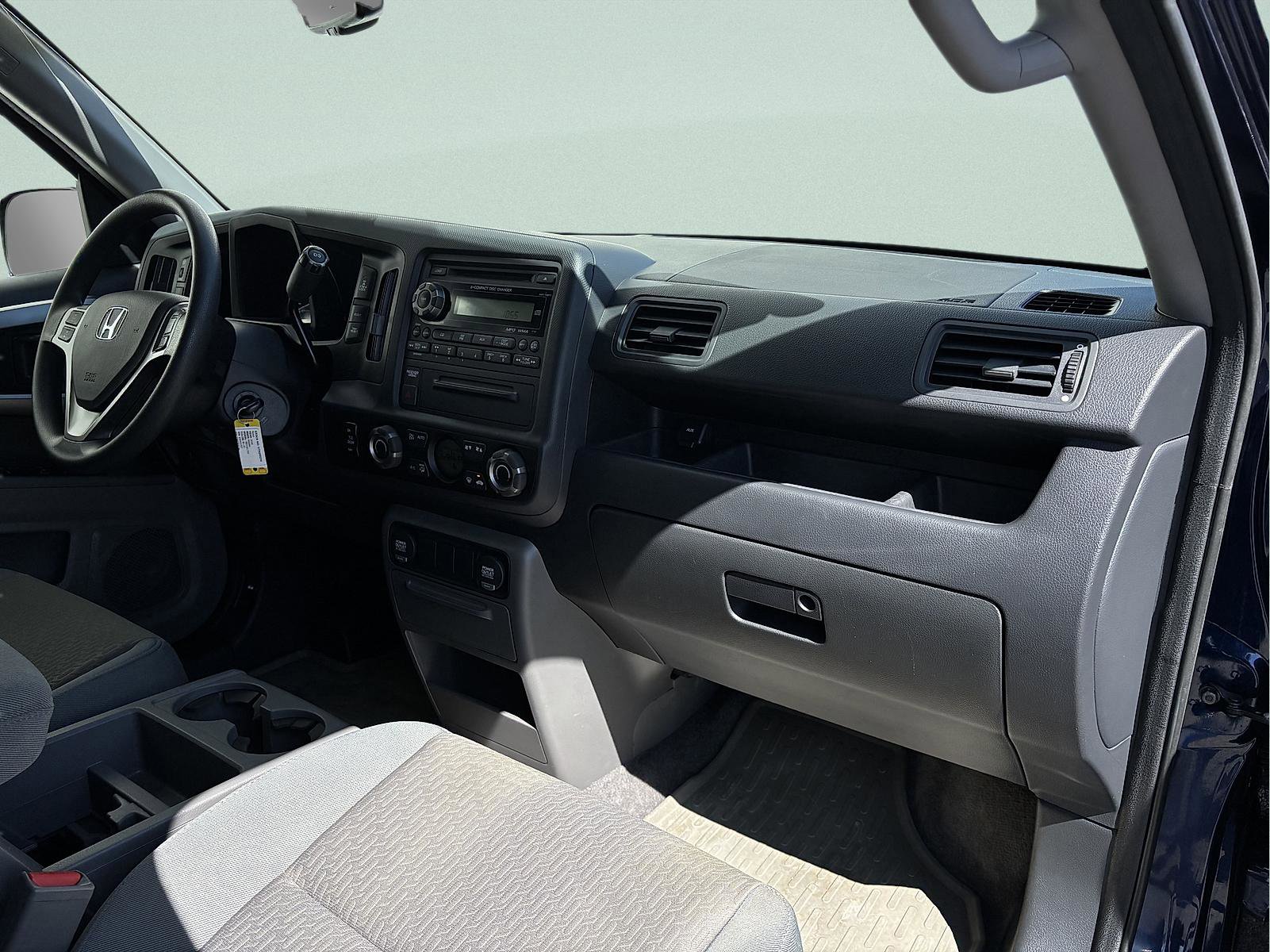 Used 2014 Honda Ridgeline RTS image 31