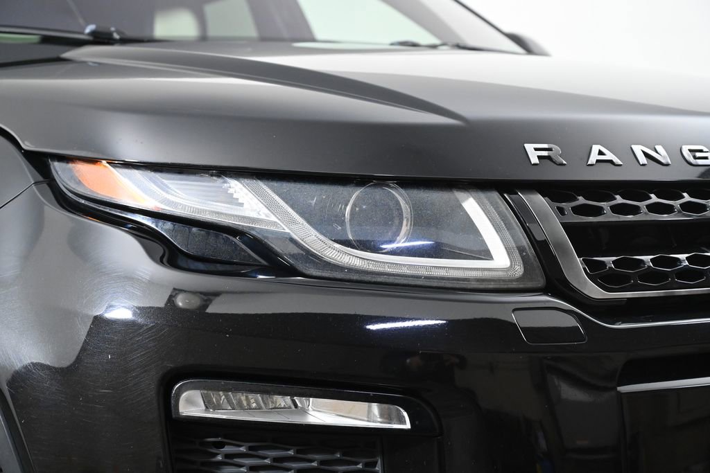 Used 2016 Land Rover Range Rover Evoque SE image 5