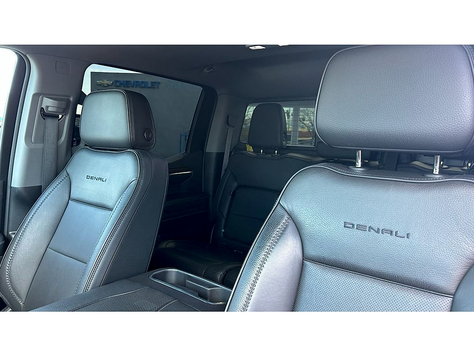 Used 2024 GMC Sierra 1500 Denali AWD/4WD image 28