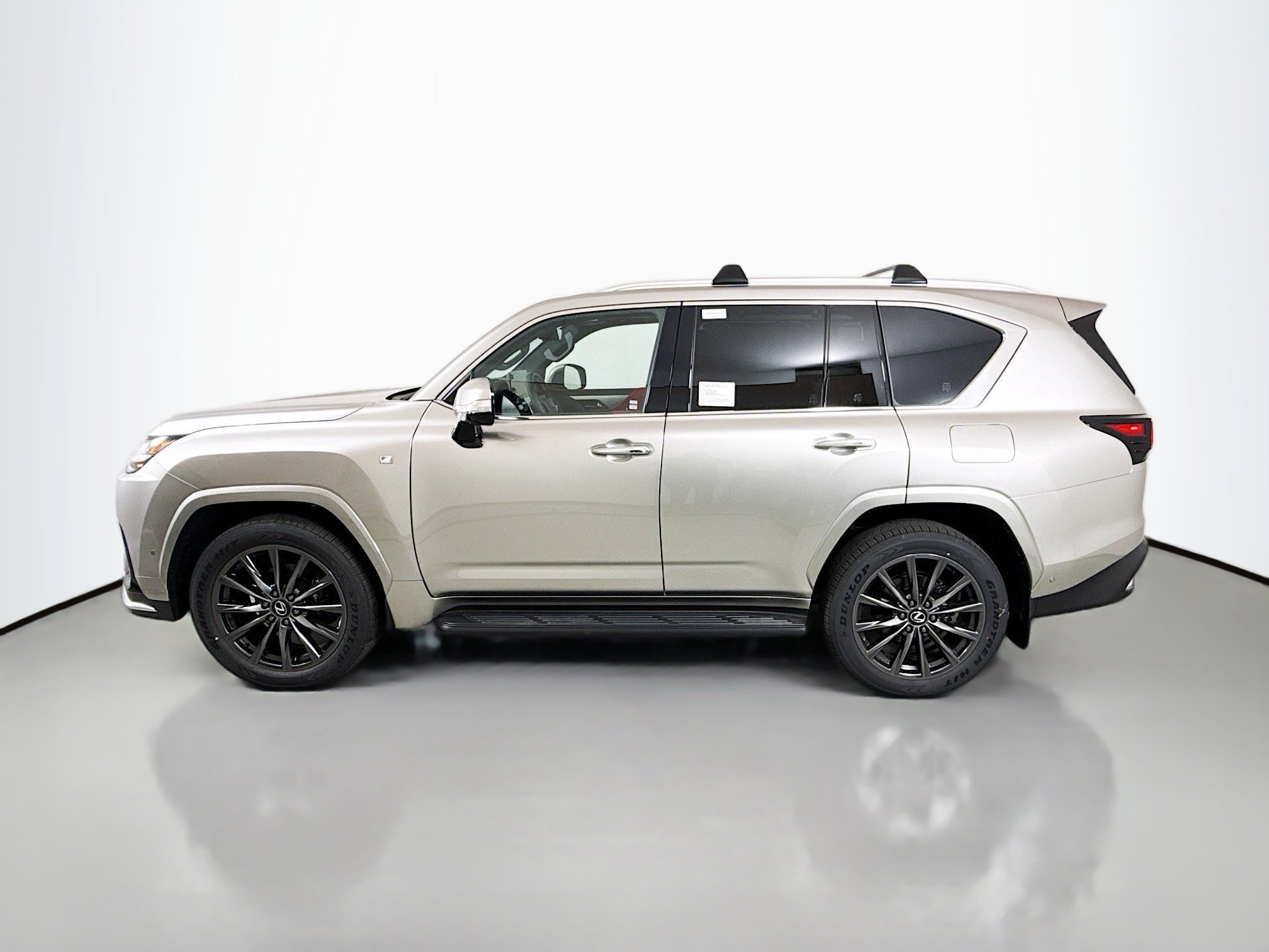 New 2025 Lexus LX 700h F Sport AWD/4WD image 4