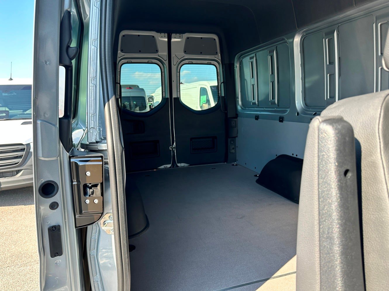 New 2026 Mercedes-Benz Sprinter 2500 image 21