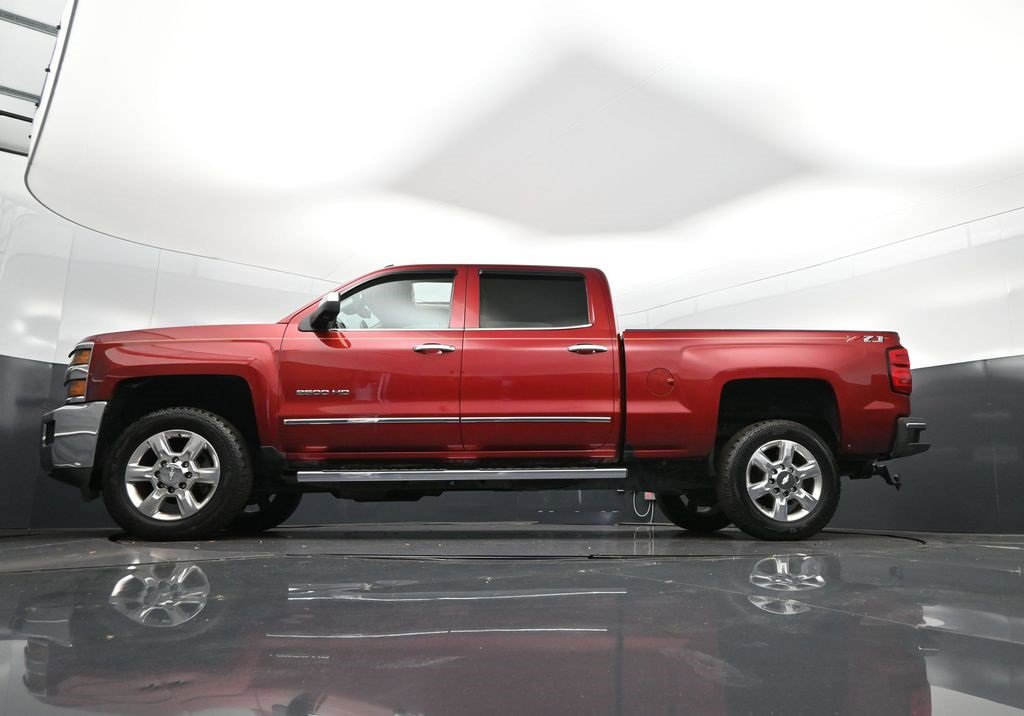 Used 2019 Chevrolet Silverado 2500 LTZ w/ Duramax Plus Package image 42