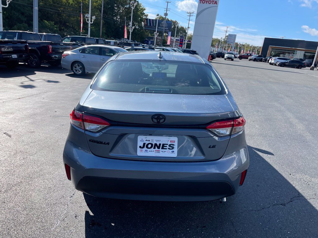 New 2027 Toyota Corolla LE FWD image 6