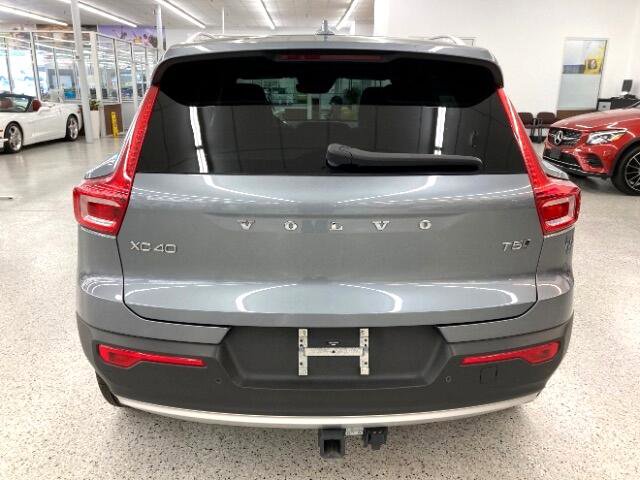 Used 2019 Volvo XC40 T5 Momentum image 5