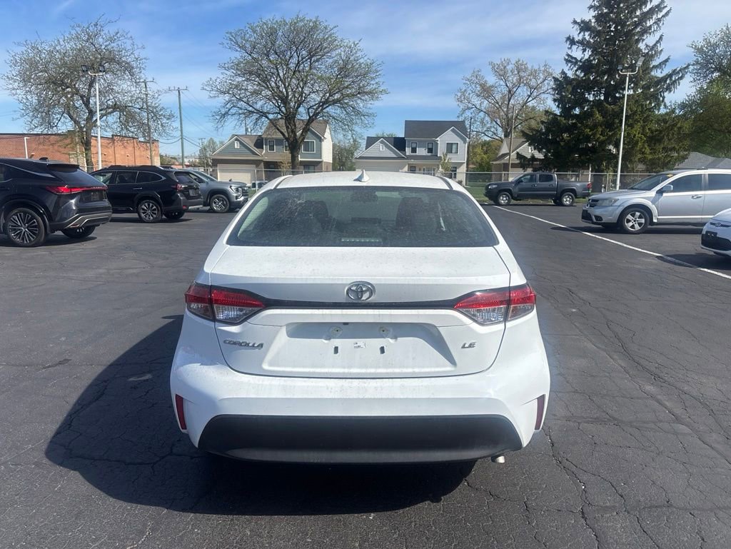 Used 2024 Toyota Corolla LE FWD image 7