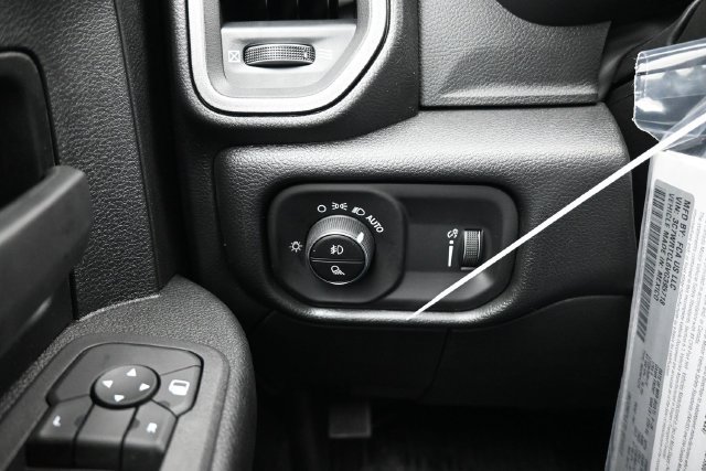 New 2027 RAM 3500 Tradesman AWD/4WD image 13
