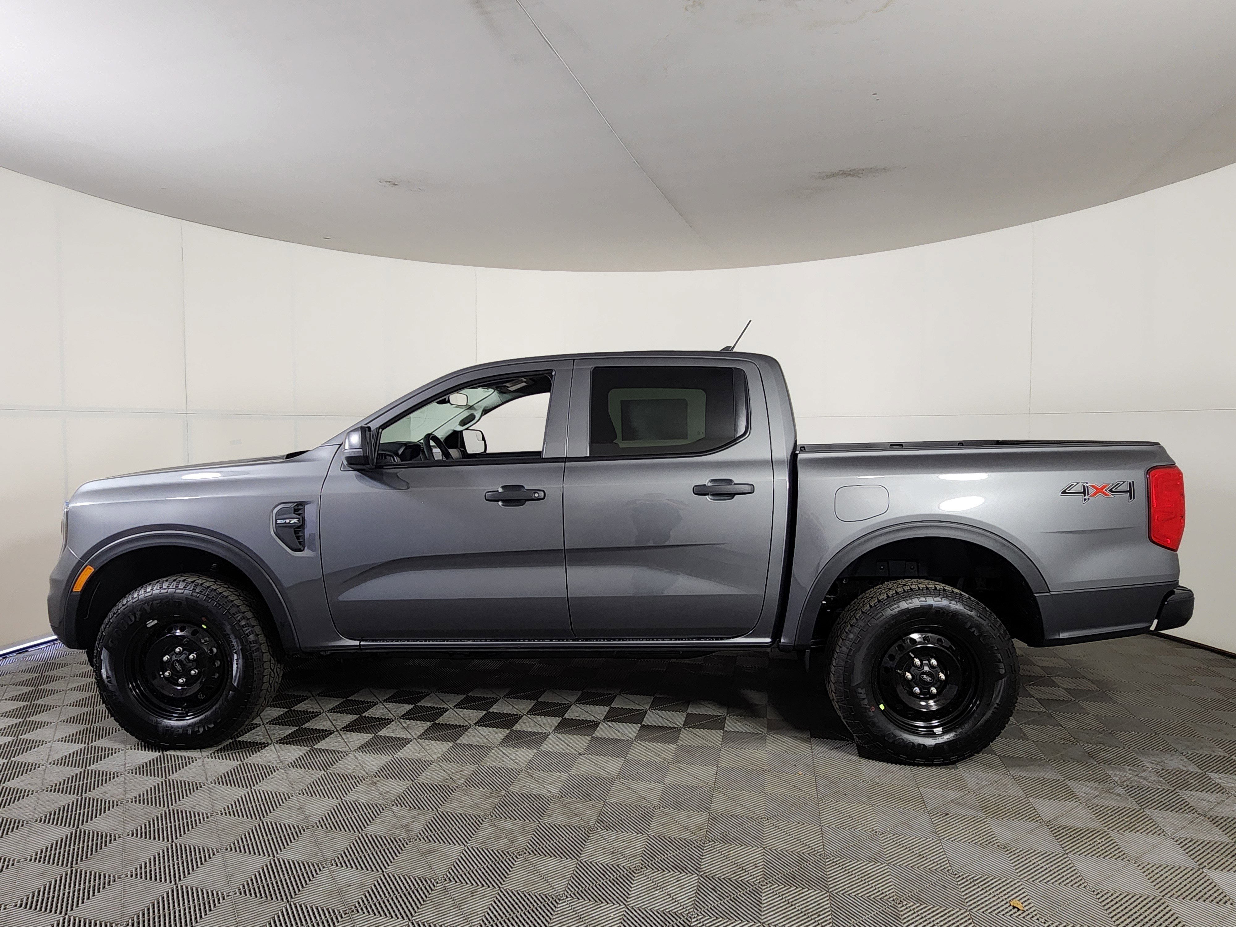 New 2026 Ford Ranger XL w/ Trailer Tow Package AWD/4WD image 4