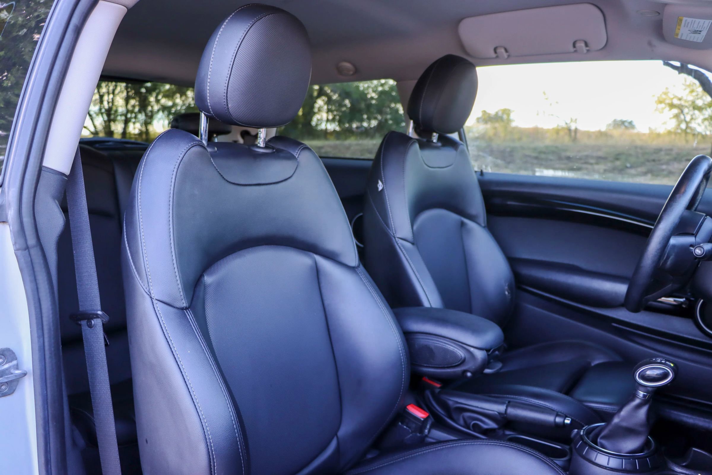 Used 2015 MINI Cooper S image 13