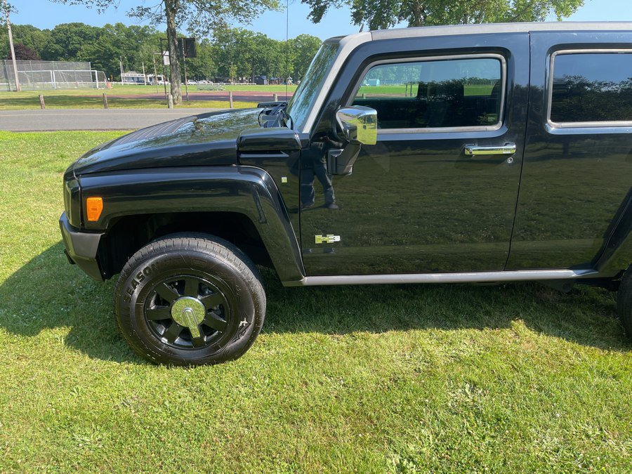 Used 2008 HUMMER H3 w/ Chrome Appearance Package AWD/4WD image 34