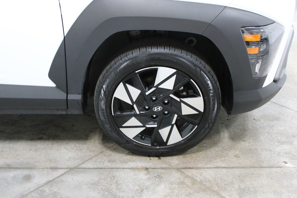 Used 2024 Hyundai Kona SEL w/ Convenience Package image 49