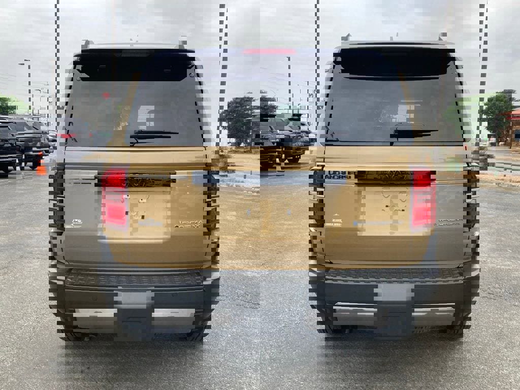 Used 2025 Toyota Land Cruiser w/ Premium Package image 6