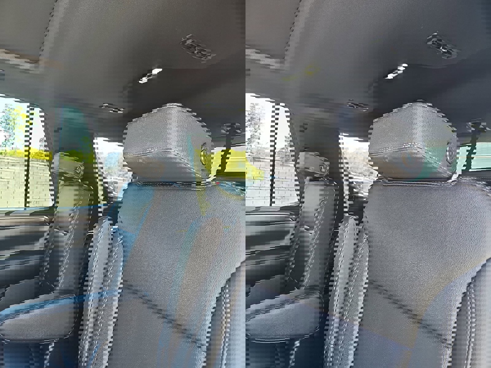 Used 2024 Chevrolet Tahoe LT w/ LT Signature Package image 14