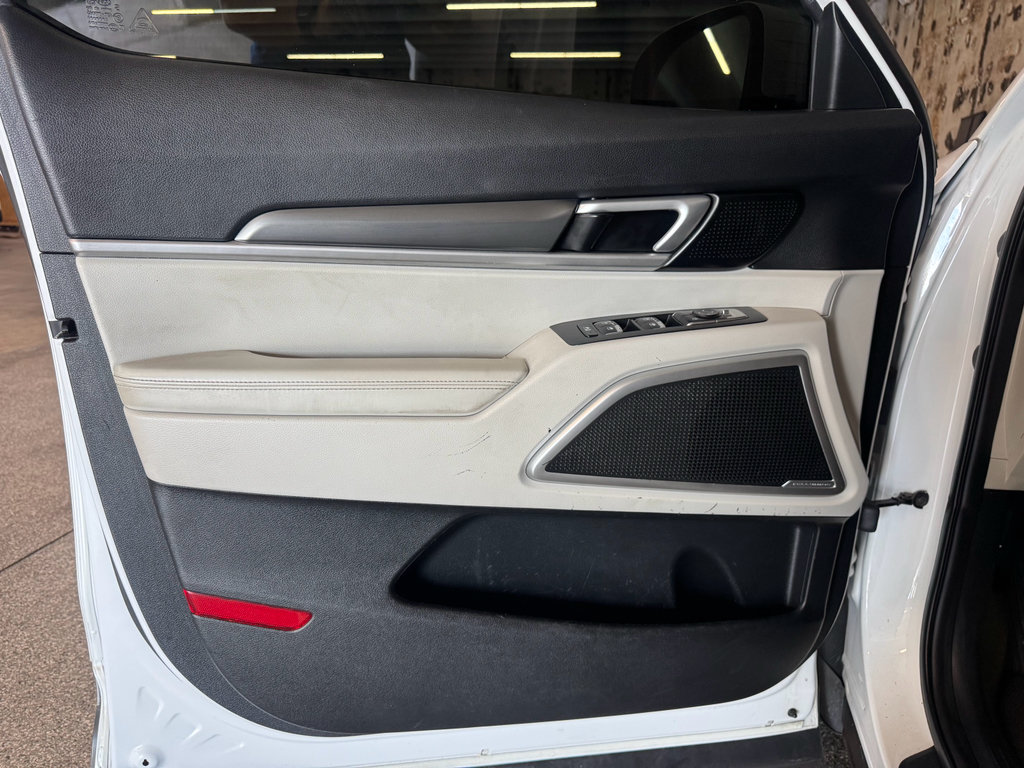 Used 2020 Kia Telluride S w/ S 8 Passenger Seating Package FWD image 15