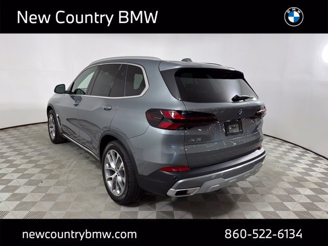 New 2026 BMW X5 xDrive50e w/ Premium Package AWD/4WD image 5