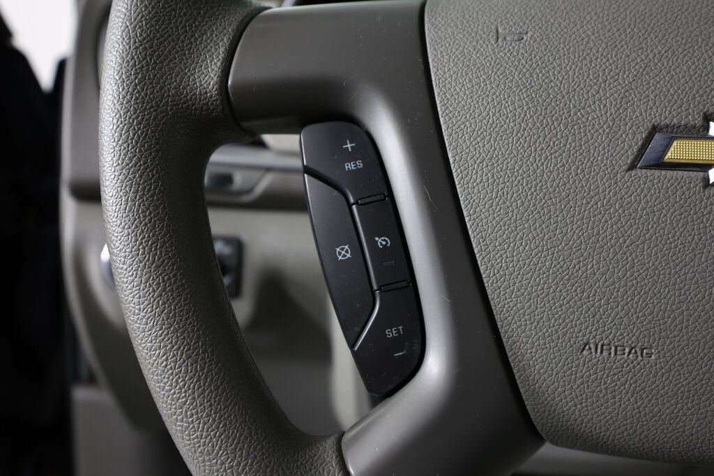 Used 2014 Chevrolet Traverse LS FWD image 31