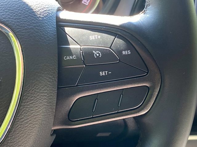 Used 2021 Dodge Challenger SXT RWD image 18