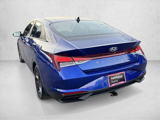 Used 2022 Hyundai Elantra SEL FWD image 5