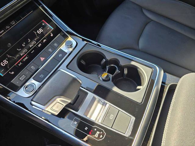 Used 2025 Audi Q7 2.0T Premium AWD/4WD image 32