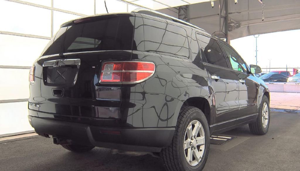 Used 2009 Saturn Outlook XE w/ Preferred Package image 3