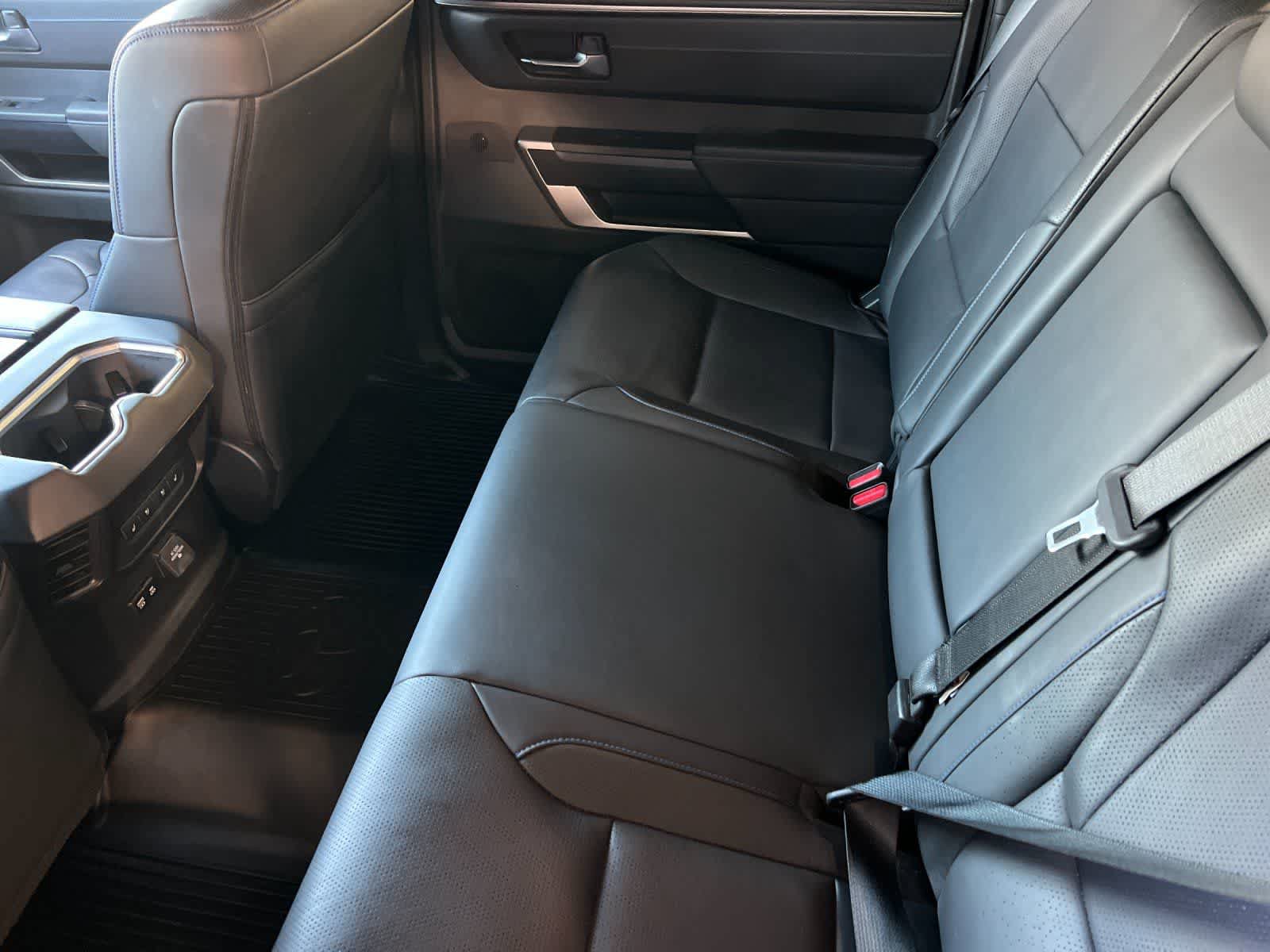 Used 2025 Toyota Tundra Platinum AWD/4WD image 5