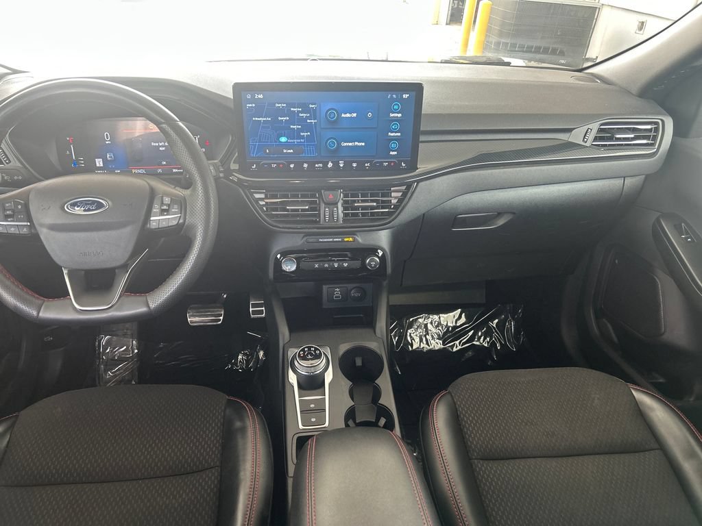 Used 2024 Ford Escape ST-Line w/ Tech Pack #1 AWD/4WD image 15