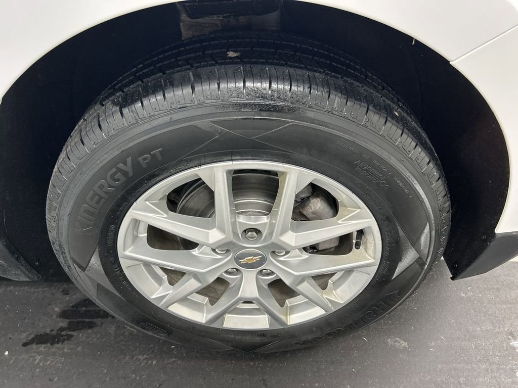 Used 2023 Chevrolet Equinox LS AWD/4WD image 8
