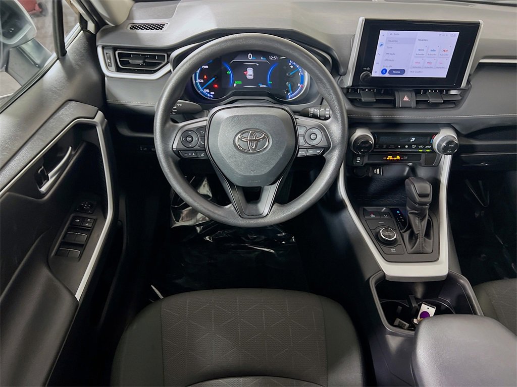 Certified 2025 Toyota RAV4 XLE image 20