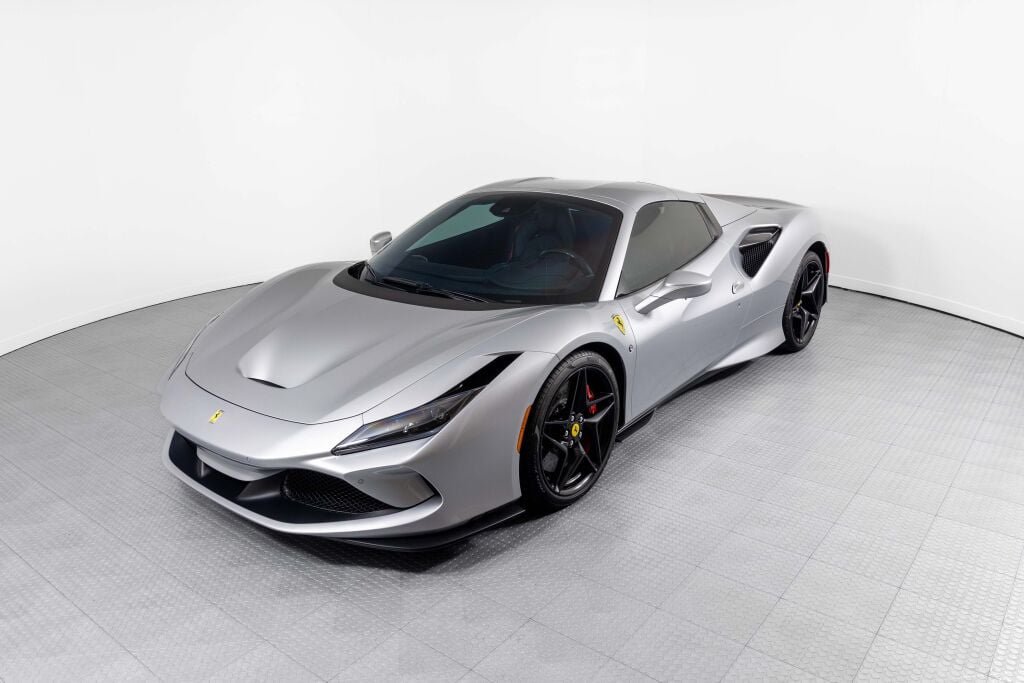 Used 2022 Ferrari F8 Tributo RWD image 70