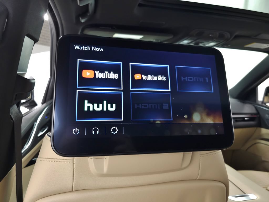 Used 2024 Cadillac Escalade Premium Luxury AWD/4WD image 40