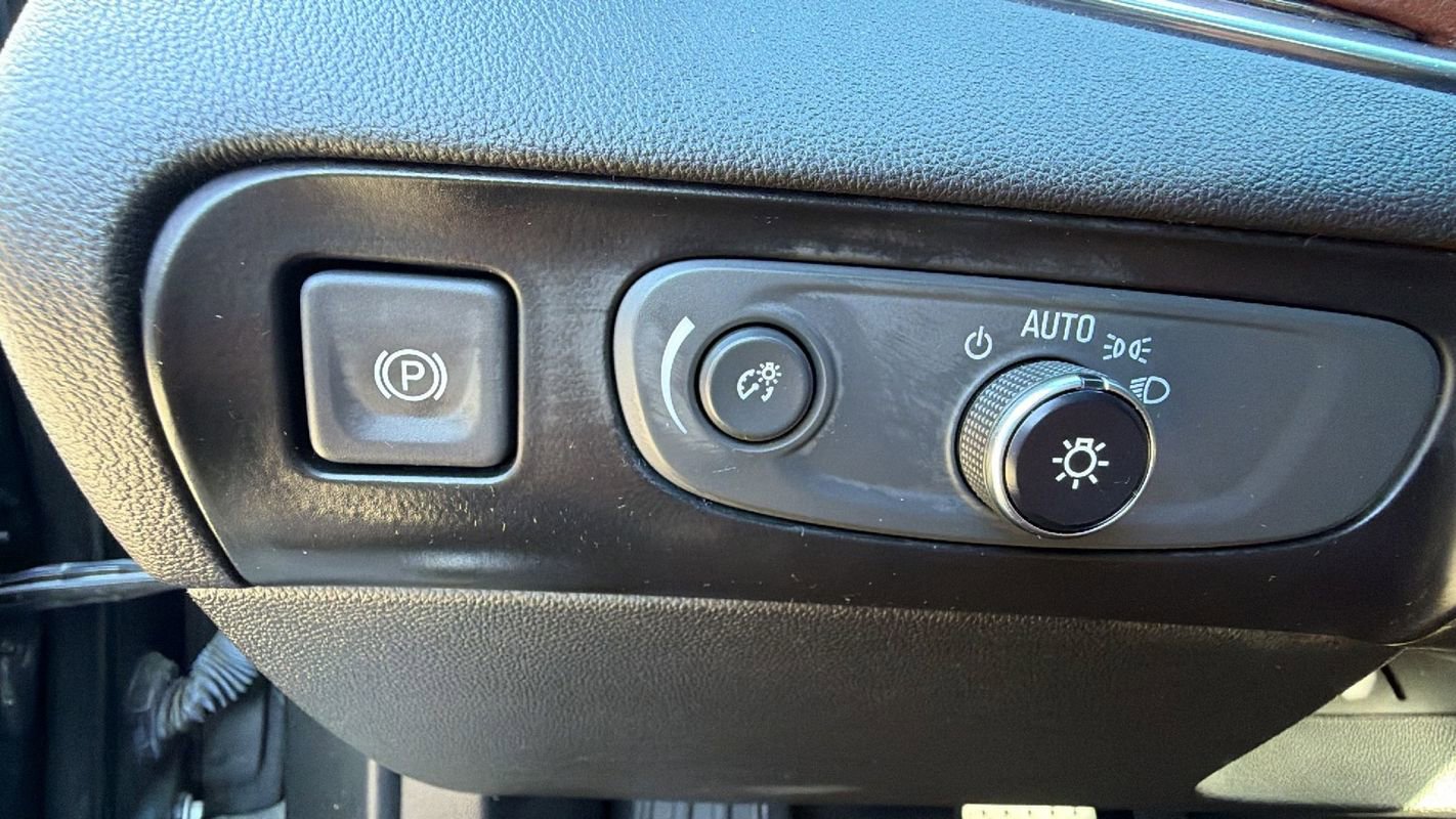 Used 2018 Buick Enclave Avenir w/ Avenir Technology Package image 30