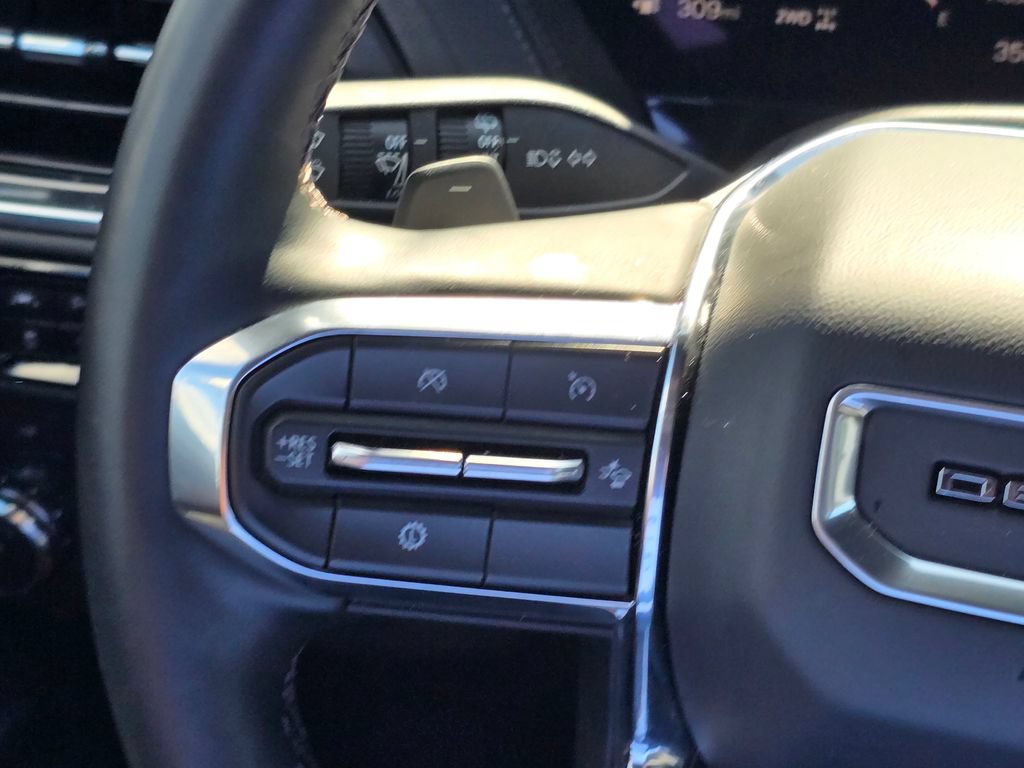 Certified 2025 GMC Yukon Denali AWD/4WD image 16