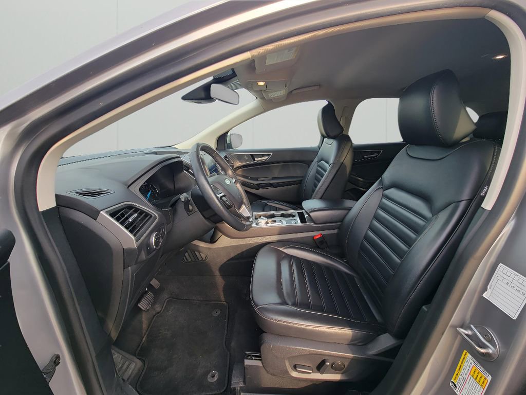 Used 2024 Ford Edge SEL AWD/4WD image 12