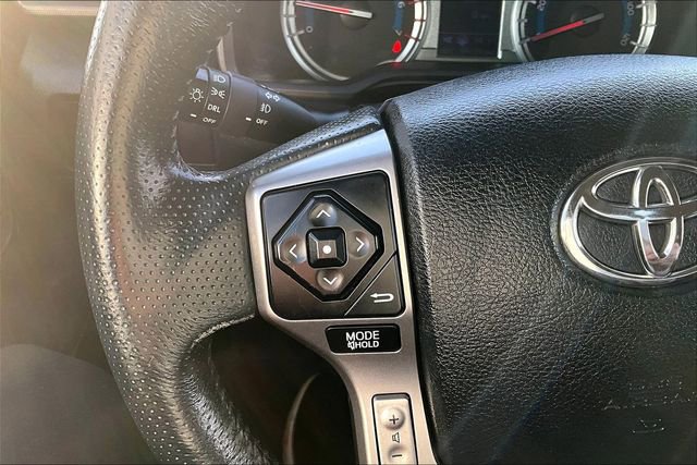Used 2016 Toyota 4Runner SR5 image 18
