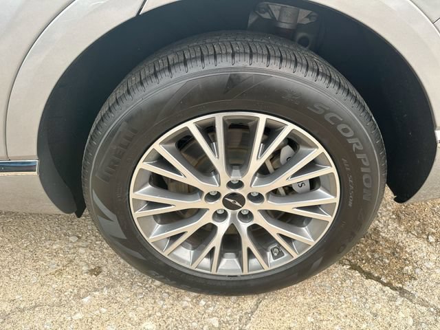 Used 2026 Genesis GV80 2.5T AWD/4WD image 46