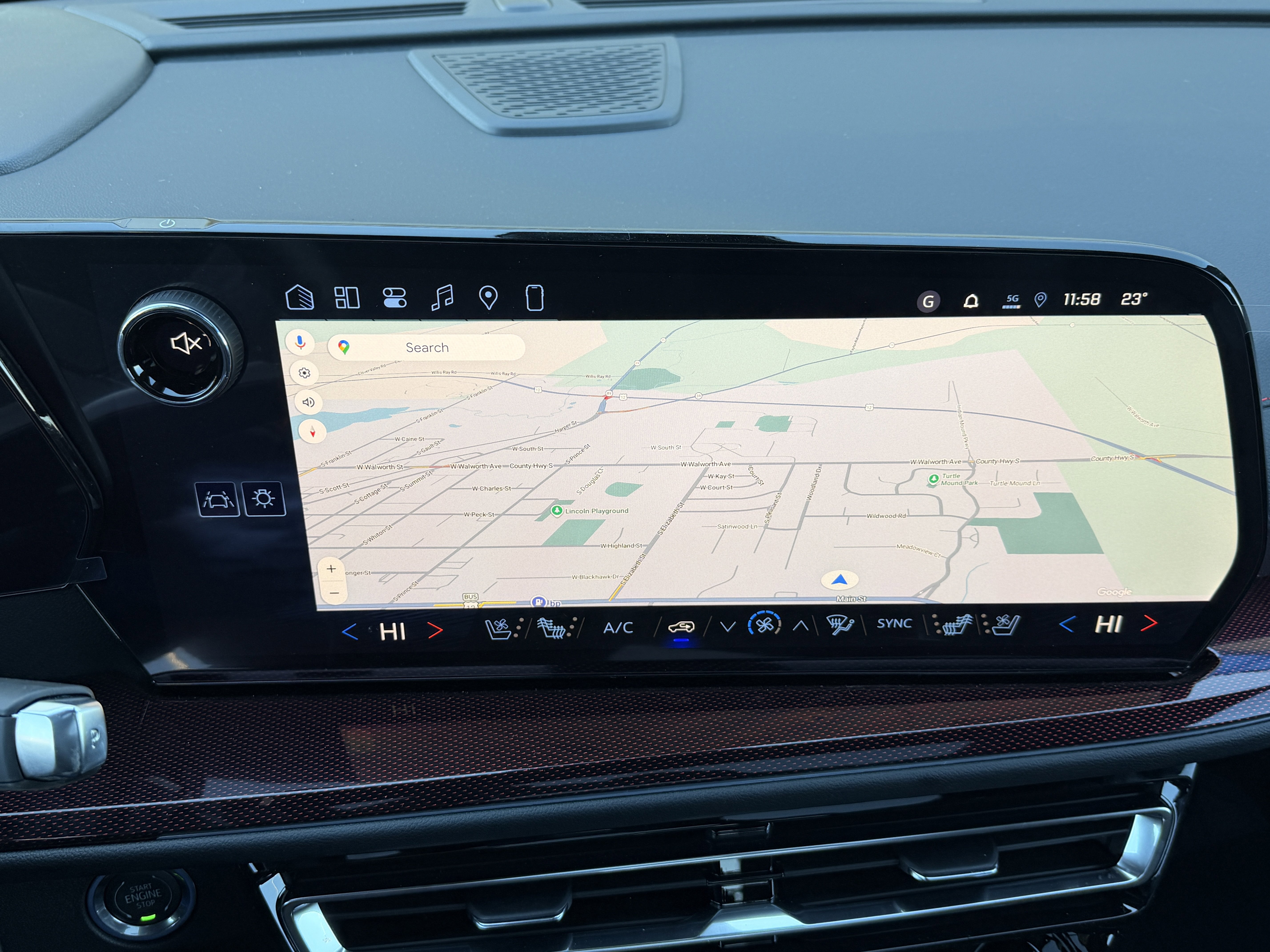New 2026 Chevrolet Traverse RS w/ LPO, Floor Liner Package image 5