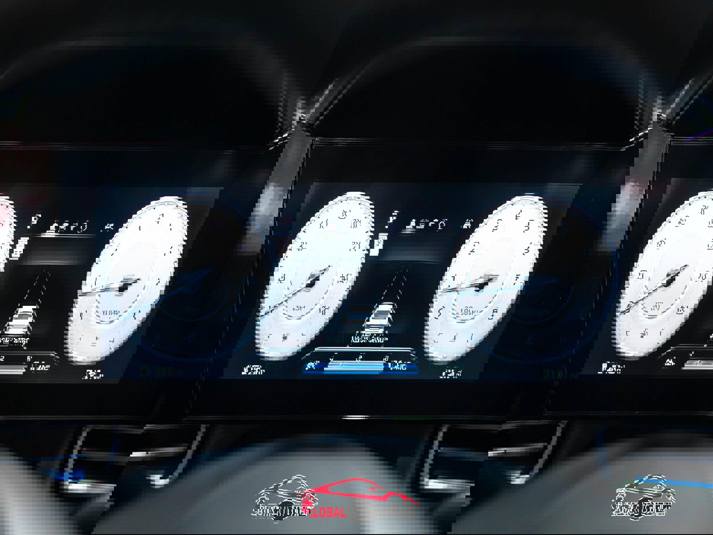 Used 2025 Hyundai Elantra SEL image 28