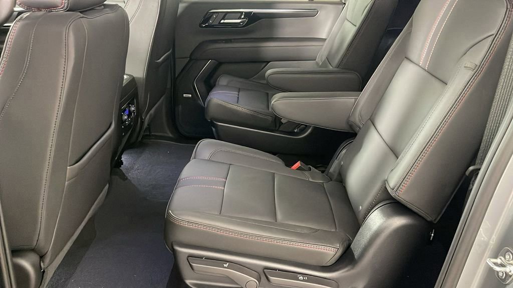 New 2025 Chevrolet Suburban RST w/ Advanced Technology Package image 13