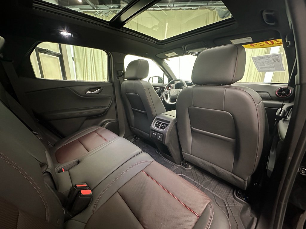 Certified 2024 Chevrolet Blazer RS w/ Enhanced Convenience Package image 19