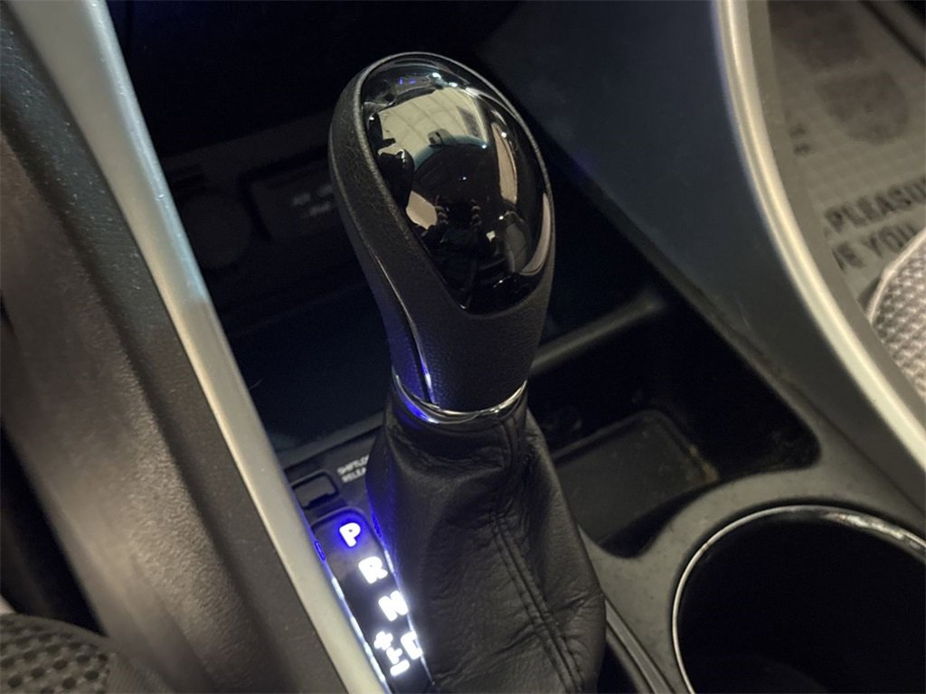 Used 2011 Hyundai Sonata GLS image 15