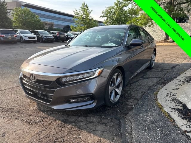 Used 2018 Honda Accord Touring video 1